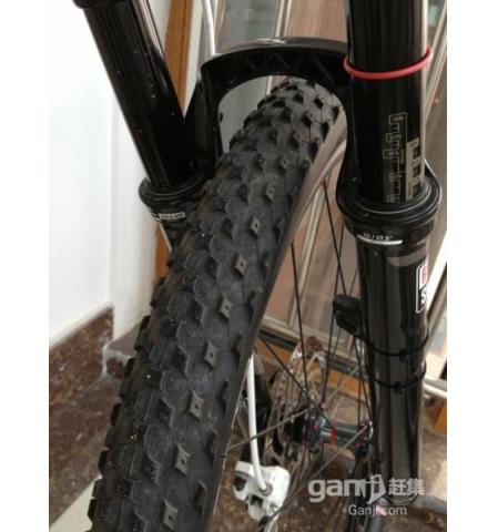 优惠出售刚买回来几个月九成新的捷安特山地自行车 